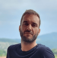 Andréas R.